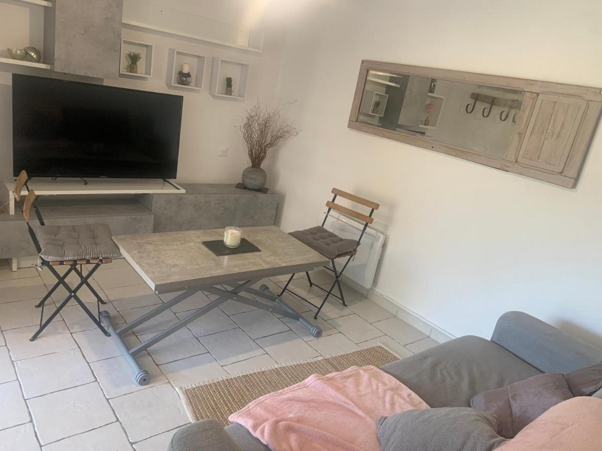 Charmante Maison Avec Piscine Gourdon  Eksteriør bilde